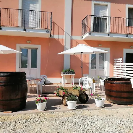 Casa Rosa Apartment *